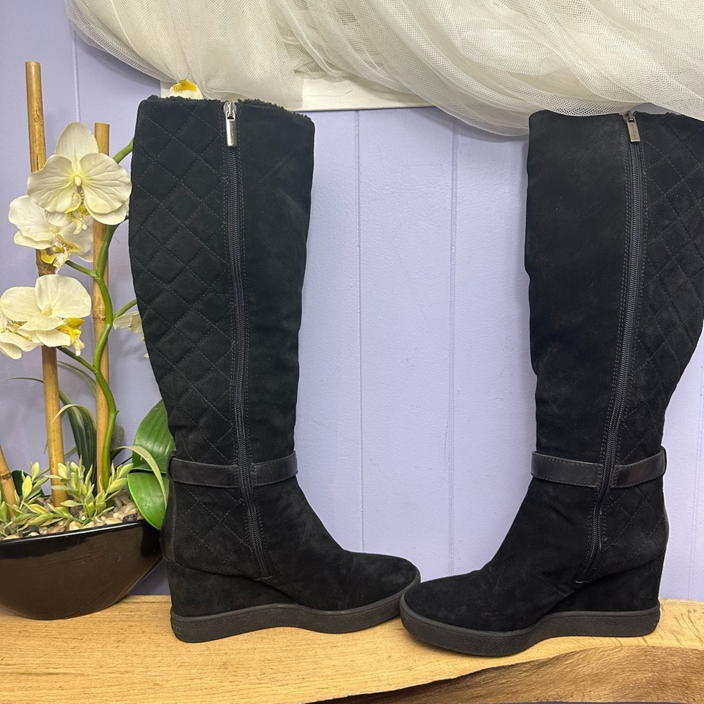 Aquatalia quilted suede lined wedge boots - Picture 4 of 12